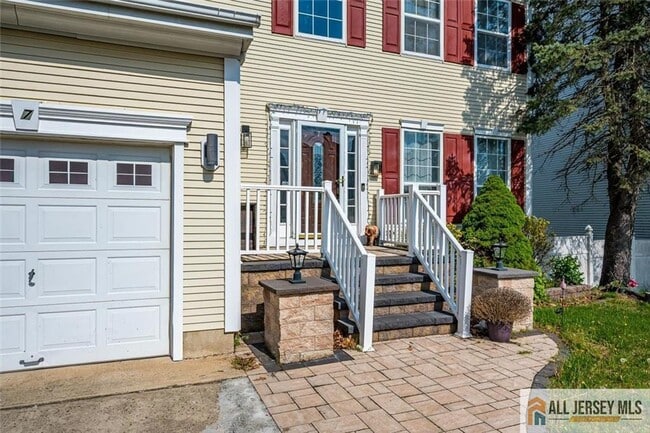 Photo - 7 Stanford Dr