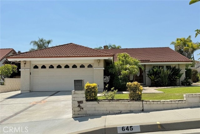 Photo - 645 Citadel Dr