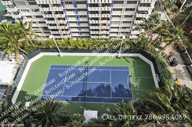 Photo - 650 West Ave