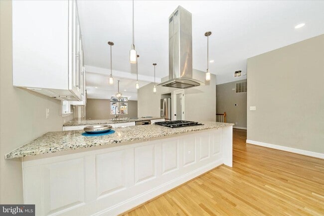 Photo - 3313 Moline Rd