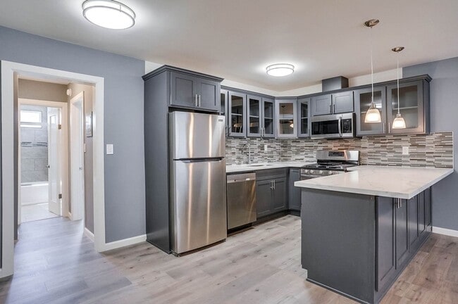 Photo - Pet Friendly Apartment Complex in South LA - Gated Parking, Laundry In-Units, Manager On-Site