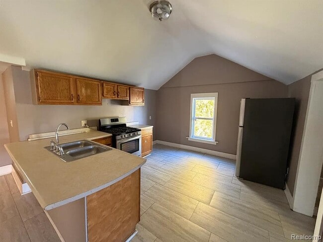 Photo - 1234 Lapeer Ave