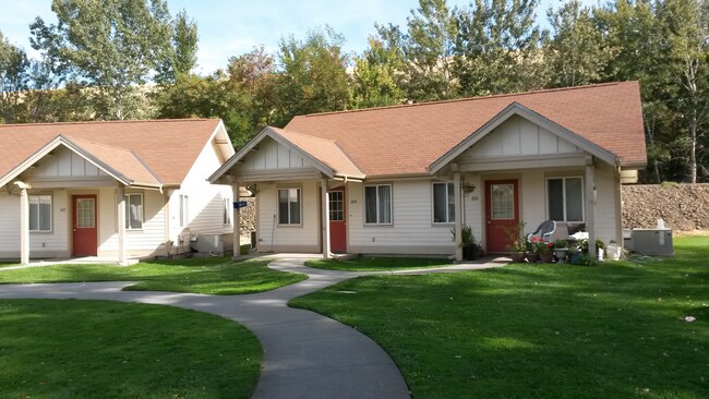 Photo - Pioneer Commons