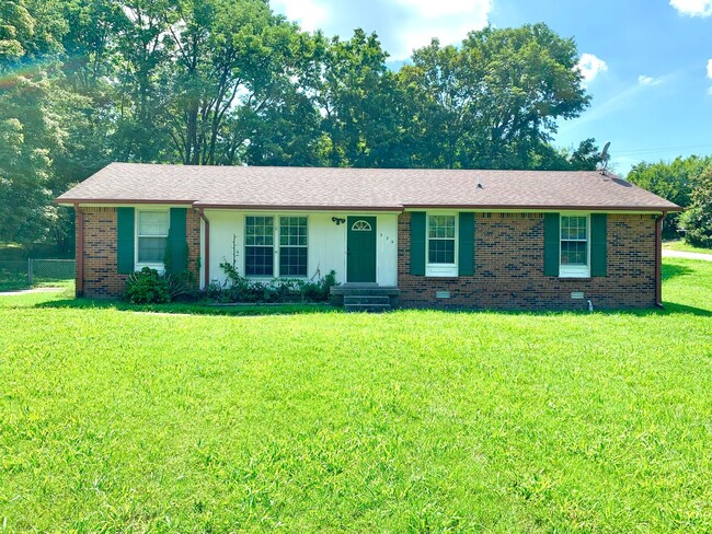 Building Photo - 339 Lake Ct Dr Rental