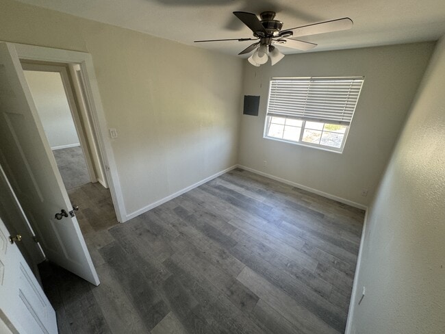 Photo - 1025 Crescent Dr