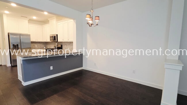 Photo - 3912 Sukay Dr