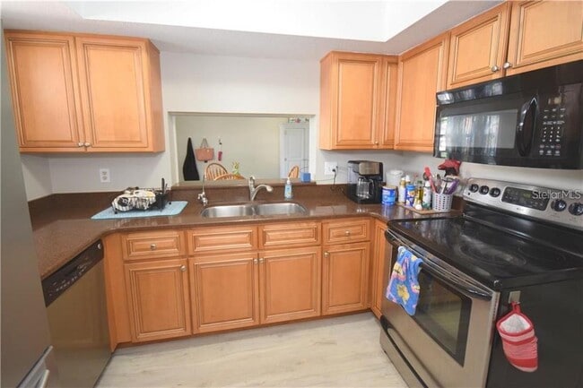 Photo - 3123 39th St S