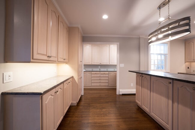 Photo - 40 Puddingstone Ln