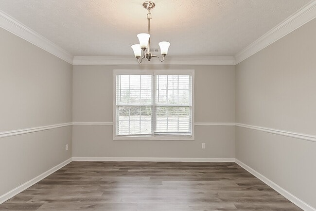 1137 Bowlin Dr