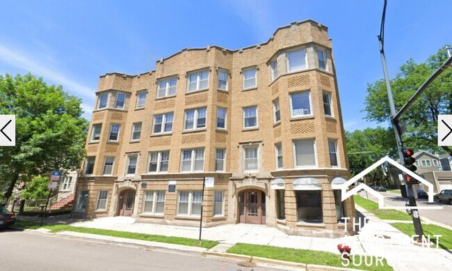 Photo - 2202 W Foster Ave Unit 2