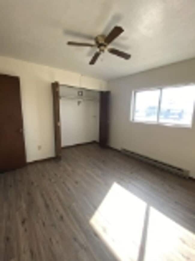 Building Photo - 306 Columbine Ave Unit #4