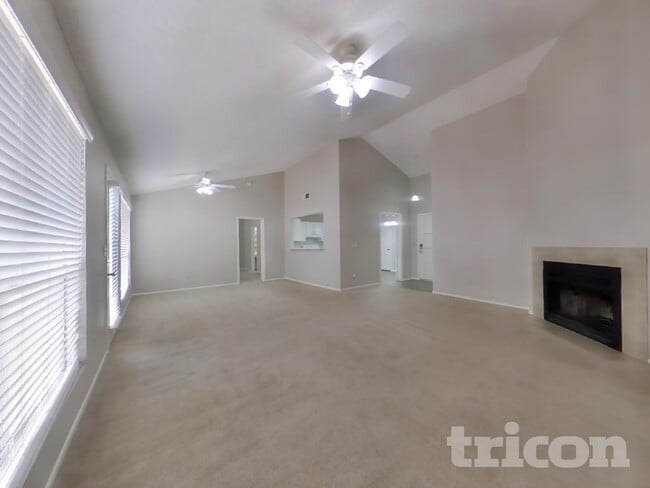 Photo - 9607 N 88th Dr