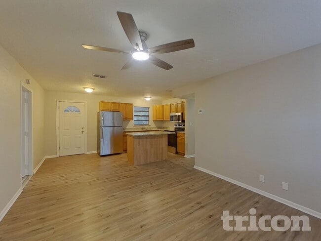 Photo - 2147 66th Ave S