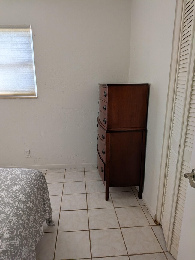 4180 NW 11th Ave