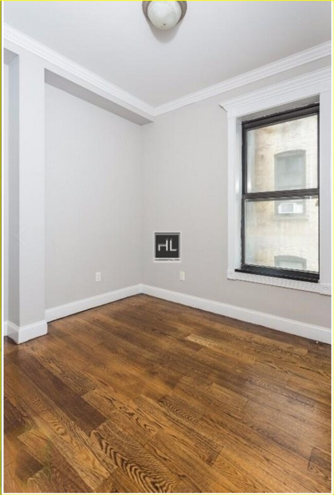 Photo - East 18th Street