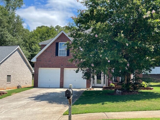 Building Photo - 607 Pipkin Dr