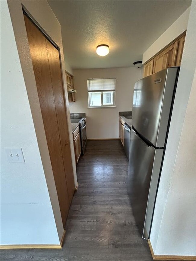 Photo - 550 Front St Unit A