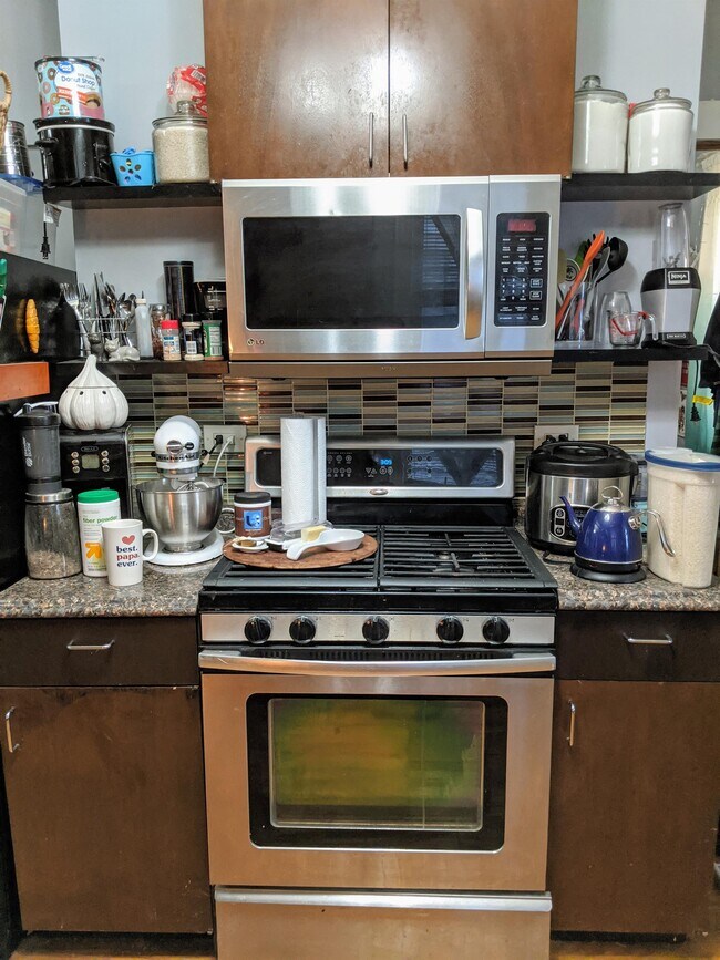 Photo - 1830 W 17th St