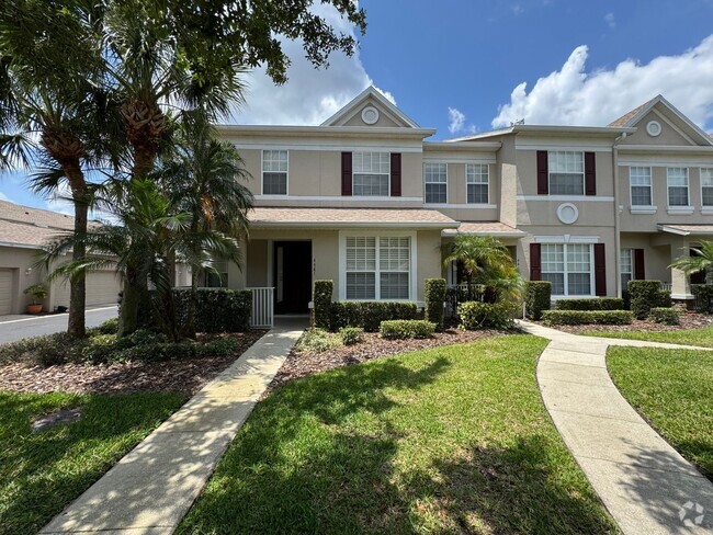 Building Photo - Gorgeous 4/3 Townhome in Oviedo ~ 2.5 Car ...