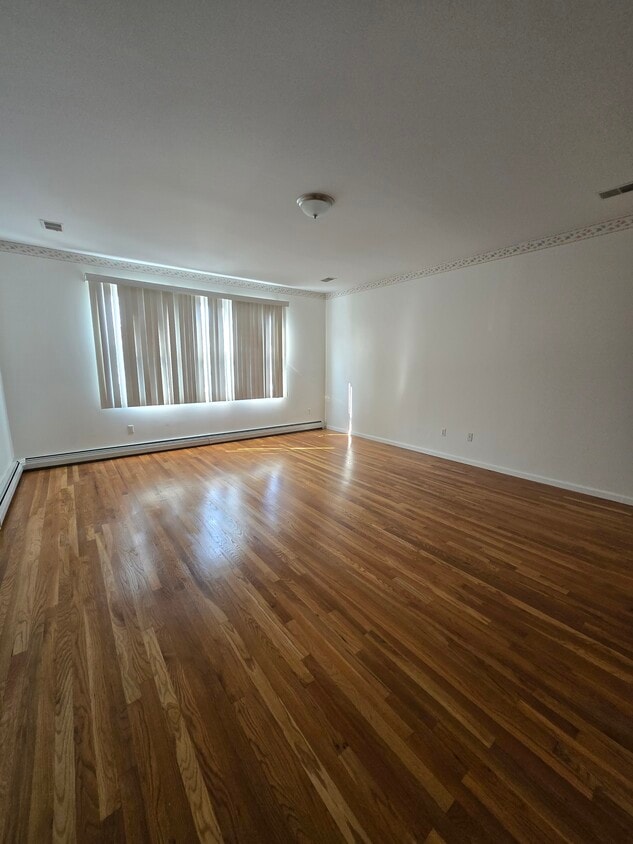 Photo - 12 Marne St (Newark, NJ)