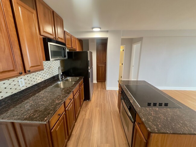 Photo - 4180 N Marine Dr Unidad 1510