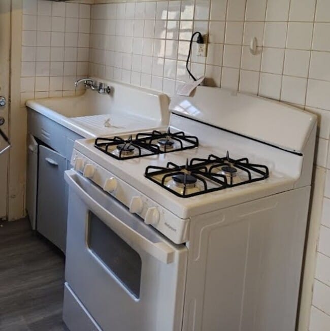 Photo - 8858 Snowhill Ct