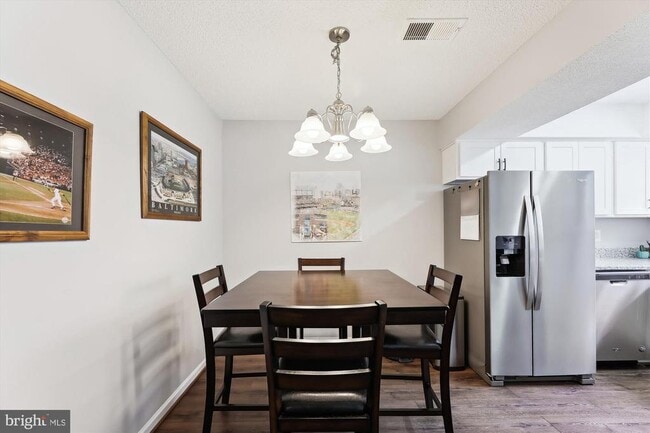 Photo - 12102 Greenwood Ct Unit 101