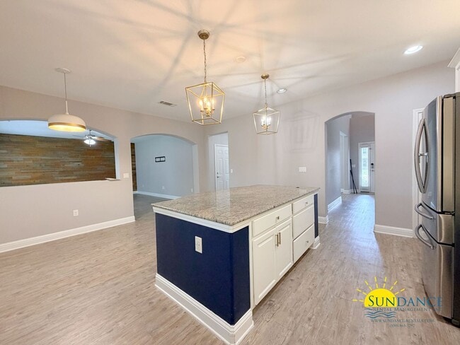 8565 Holley Hills Cir