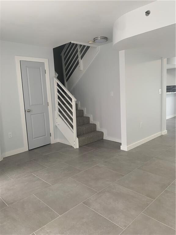 Photo - 103 Riviera Cir