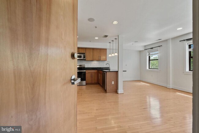 Photo - 1524 Independence Ave SE Unit 303