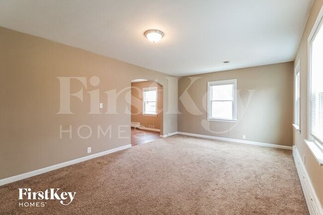 Photo - 112 W Glenlake Ave