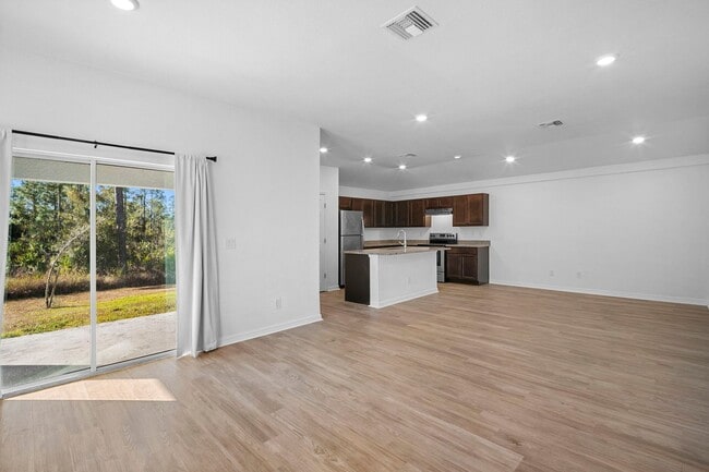 Photo - 341-343 Reeves St Unit 341 Reeves St