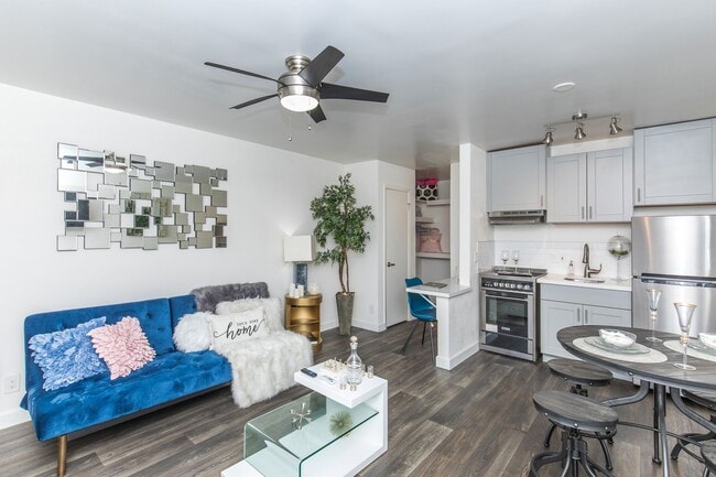 Photo - Studio 710 Apartments