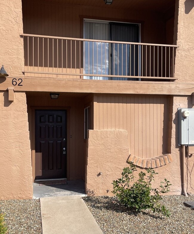 Building Photo - TOWNHOME - VILLAGE OF OAK CREEK - RED ROCK...