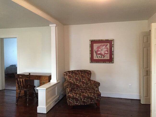 Photo - 1140 Ash St
