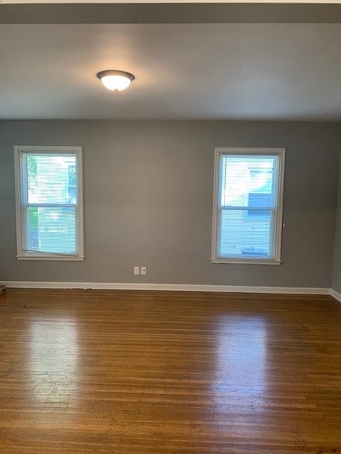 Photo - 848 W 43rd St