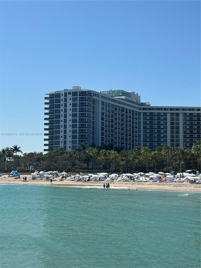 10275 Collins Ave Unit 1402