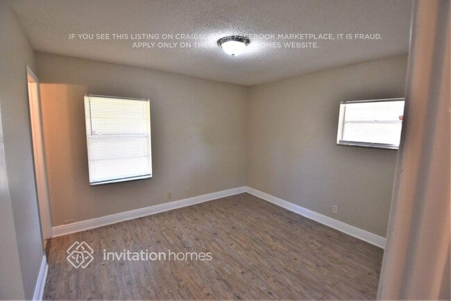 Photo - 7911 SW 3rd Ct