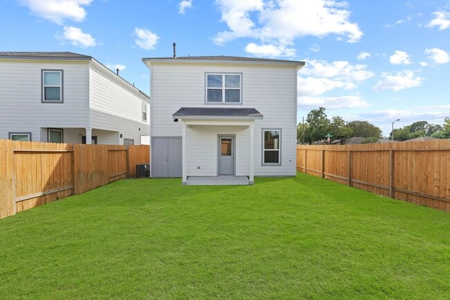 1402 Acorn Mdw St
