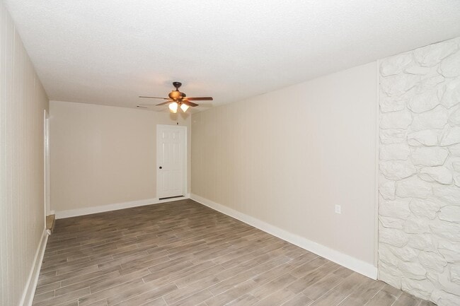 Photo - 5403 Clinchport Cir
