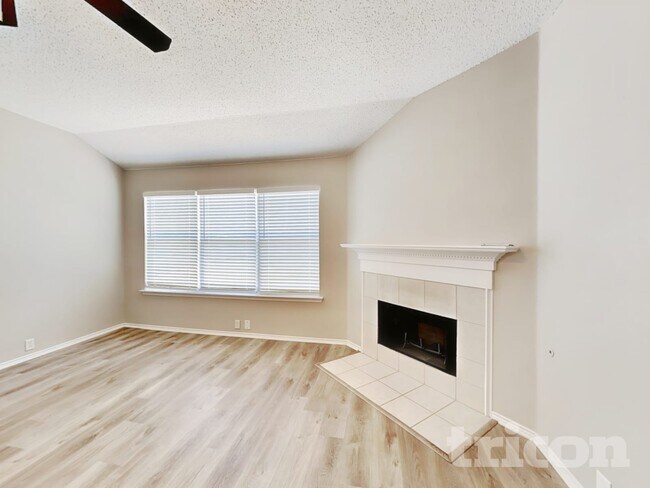 Photo - 7005 Bridlewood Dr