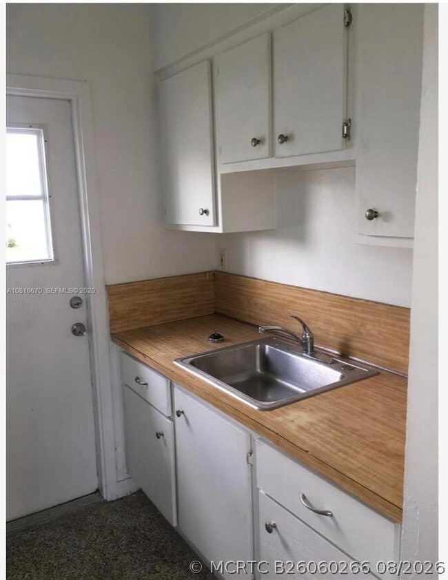 1120 Sesame St Unit 1