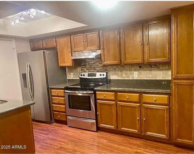 Photo - 861 E Lola Dr