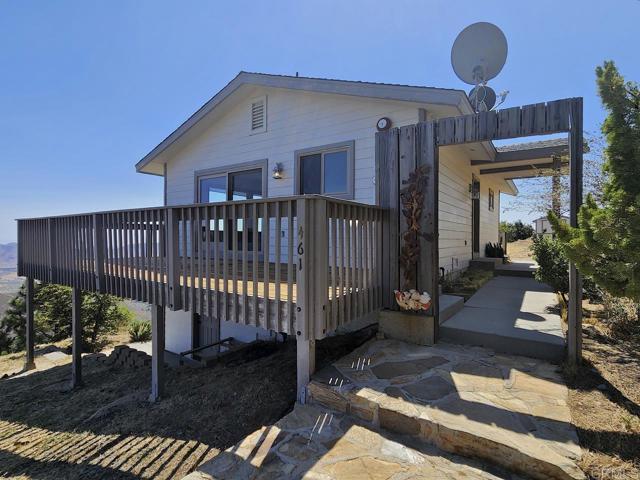 Photo - 461 Manzanita Dr