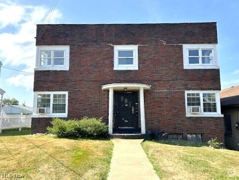 Building Photo - 1912 Oregon Ave Unit 2W Rental