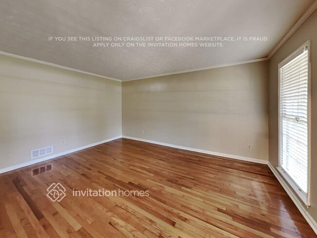 Photo - 1465 Lake Lucerne Rd SW