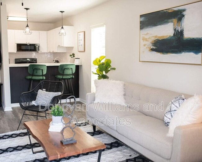 Photo - 2219 Kilborne Dr