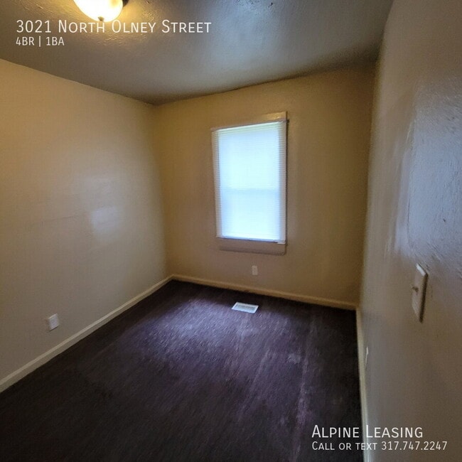 3021 N Olney St