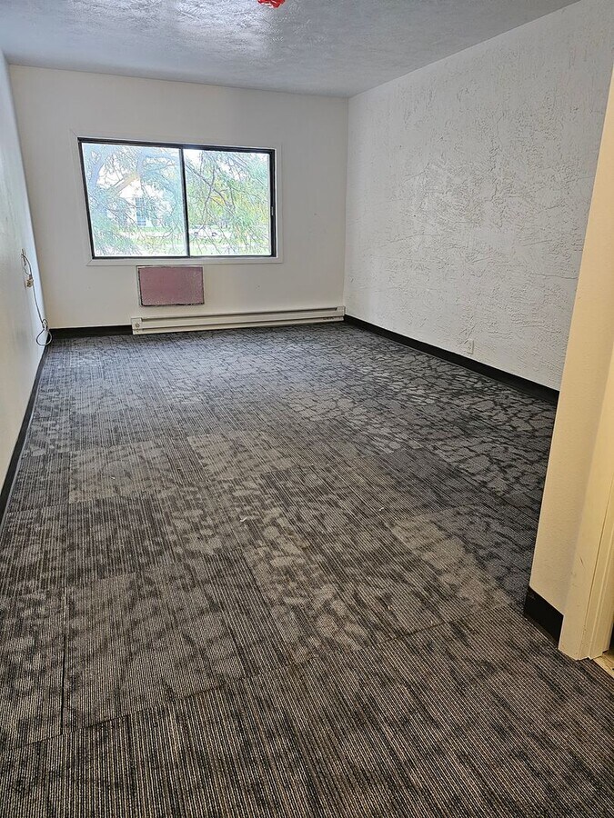 We have weekly options as well - We have weekly options as well Unit #254