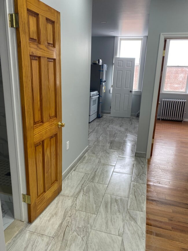 Photo - 111-16-16 62nd Dr